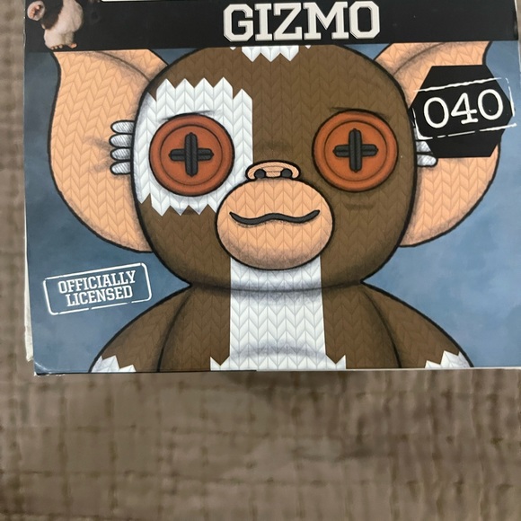 Gizmo vinyl figure - Picture 4 of 7